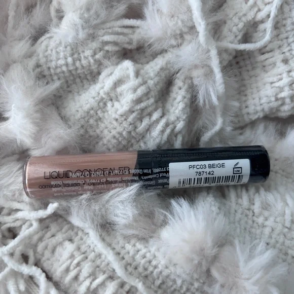 Assorted Makeup Lot - Picture 6 of 10